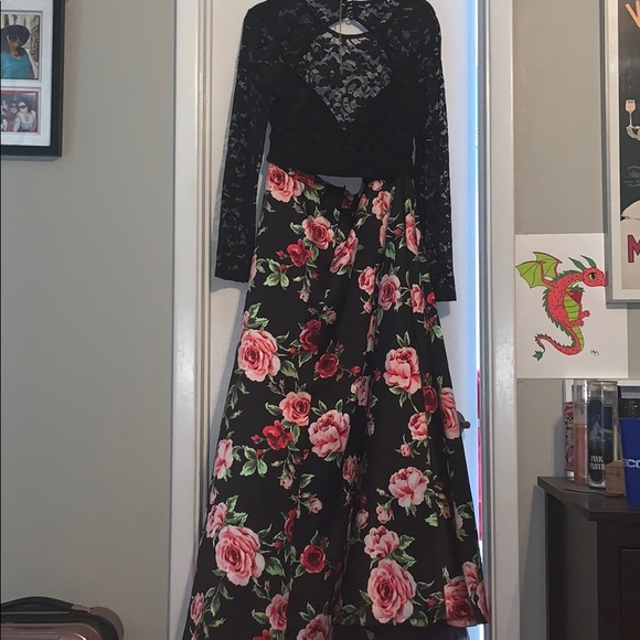 Windsor Dresses & Skirts - Windsor two piece prom dress